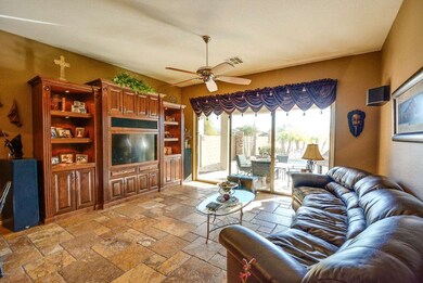 5511 W Carson RD-29