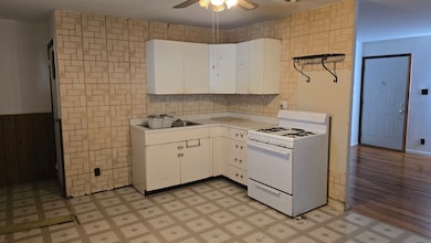 1815 223rd St, Sauk Village, IL 60411 - photo 5