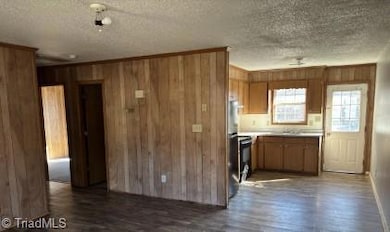 173 Elvernia Ave, Lexington, NC 27292 - photo 3