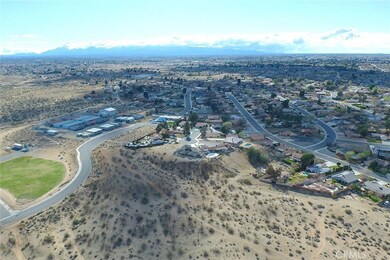 14316 Glenview Dr, Victorville, CA 92395 - photo 5