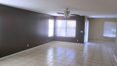 HUGE GREAT ROOM