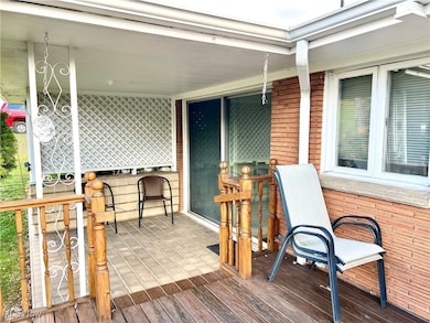 101 Pleasantview Dr, Weirton, WV 26062 - photo 5