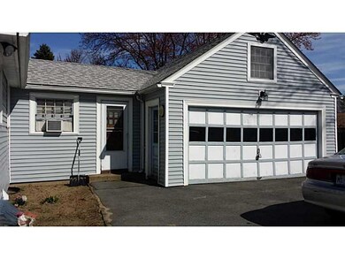 102 Randall St, Cranston, RI 02920 - photo 2