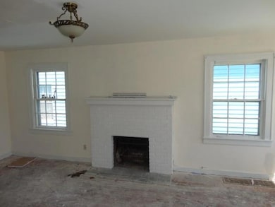 906 E 31st St, Anderson, IN 46016 - photo 6