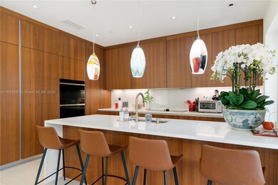 515 Valencia Ave unit 203, Coral Gables, FL 33134 - photo 6