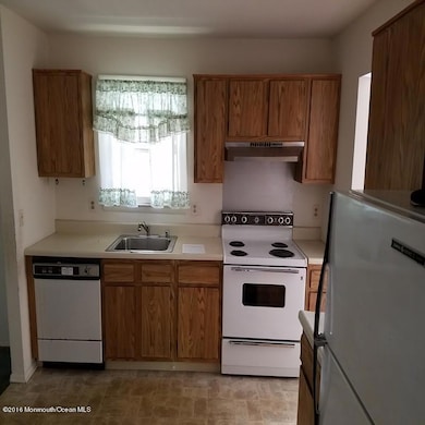 19 S Chestnut Ave unit 70, Whiting, NJ 08759 - photo 4