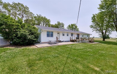 339 White Rd, Hawk Point, MO 63349 - photo 3