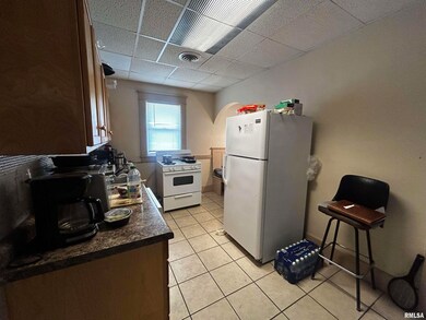 1405 S 5th St, Springfield, IL 62703 - photo 6