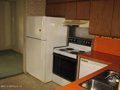 6243 Alexon Dr, Jacksonville, FL 32210 - photo 7