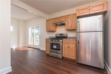 Brand new stainless steel appliances, including di