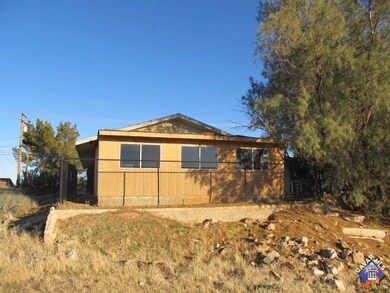 16900 Seneca Rd, Victorville, CA 92395 - photo 4