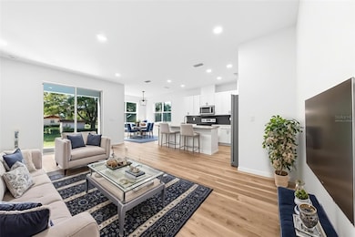 115 Leon St, Altamonte Springs, FL 32701 - photo 6