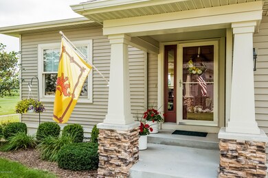 003-Front_Entrance-1959325-medium