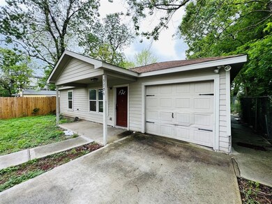 3706 Mount Pleasant St, Houston, TX 77021 - photo 2