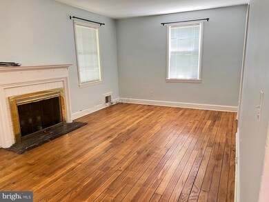 4604 Glenbrook Pkwy, Bethesda, MD 20814 - photo 4