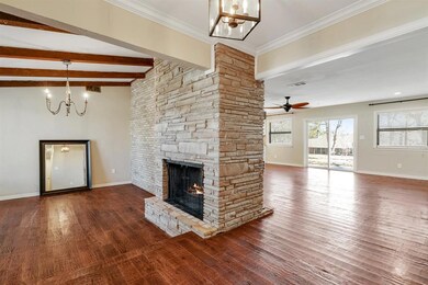 800 Cortez St, Denison, TX 75020 - photo 4