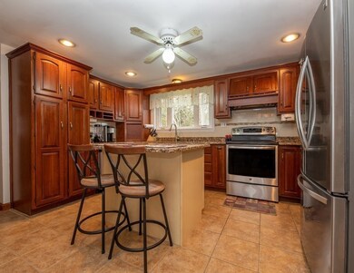 7 Holyoke St, Taunton, MA 02780 - photo 3
