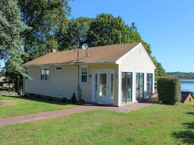 59 Overhill Rd, Warren, RI 02885 - photo 2