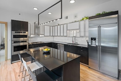 1240 S 2nd St unit 306, Minneapolis, MN 55415 - photo 7