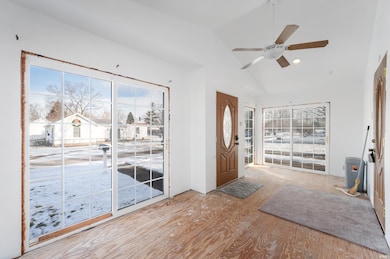 617 W 15th St, Muncie, IN 47302 - photo 4