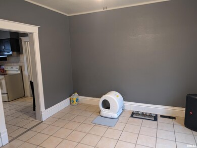 608 W Calhoun St, Macomb, IL 61455 - photo 4