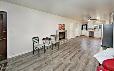 717 S Granite St unit 4, Prescott, AZ 86303 - photo 6