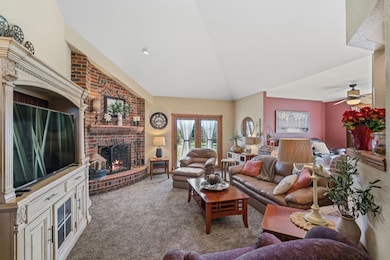 7182 Sauk Trail Rd, Cedar Grove, WI 53013 - photo 4