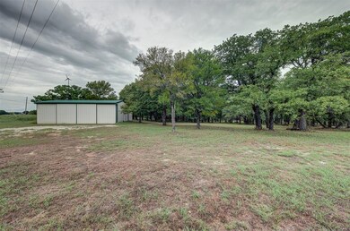 862 Acorn Dr, Decatur, TX 76234 - photo 4