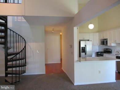 814 Eagles Chase Dr unit 825, Lawrence Township, NJ 08648 - photo 4