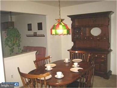 828 Westfield Dr, Cinnaminson, NJ 08077 - photo 5