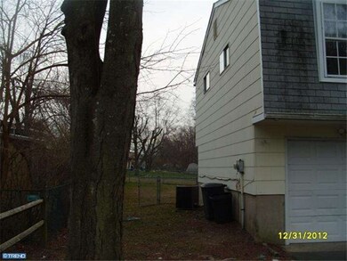 8 Sandal Ln, Willingboro, NJ 08046 - photo 3
