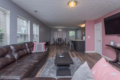 8437 Grand Trevi Dr unit 4603, Louisville, KY 40228 - photo 7