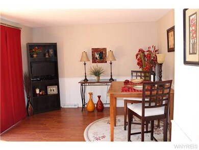 Kitchen EAT IN AREA --SLIDING PATIO DOOR GOES ONTO