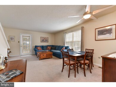 102 Gateway Dr unit 12, Newark, DE 19711 - photo 6