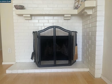 1140 Detroit Ave unit 14, Concord, CA 94520 - photo 3