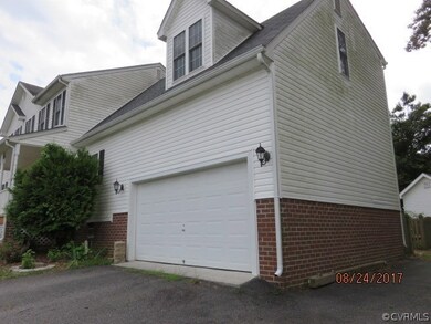 12607 Walking Path Ct - Front Right