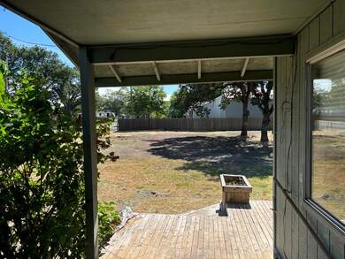 100 Laurelhurst St, Central Point, OR 97502 - photo 5