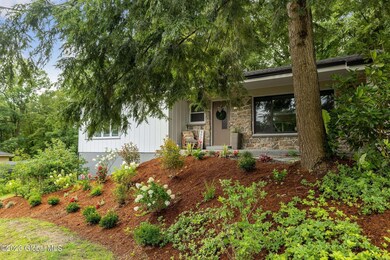 49 Sterup Dr, Troy, NY 12180 - photo 3