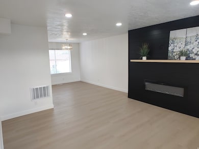 745 S 1500 St E, Pleasant Grove, UT 84062 - photo 2