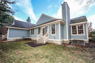 15 Spyglass Point Cir, Bedford, NH 03110 - photo 2