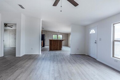 947 Private Road 4219, Decatur, TX 76234 - photo 6