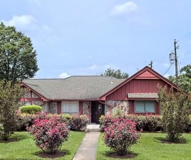 5439 Clift Haven Dr, Houston, TX 77091 - photo 2
