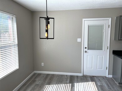 8708 Seven Oaks Ln, Denton, TX 76210 - photo 5