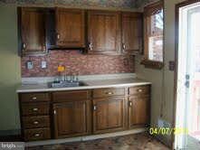 1649 Naturo Rd, Towson, MD 21286 - photo 3