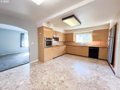 413 SW Brent Dr, John Day, OR 97845 - photo 7