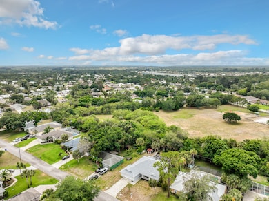 72 Joy Haven Dr, Sebastian, FL 32958 - photo 2