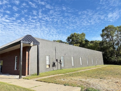 3041 Reeder Rd, Clarkston, MI 48346 - photo 2