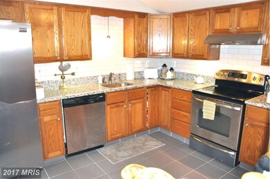 13314 Chalfont Ave, Fort Washington, MD 20744 - photo 2