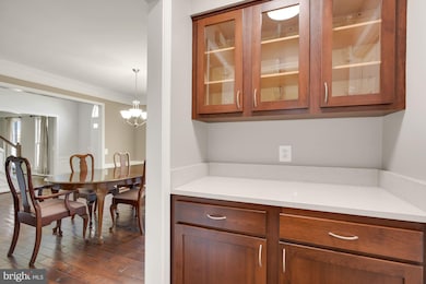 8392 Westpointe Dr, Fairfax Station, VA 22039 - photo 3