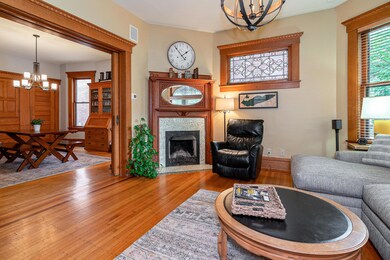 1115 Neil Ave-27